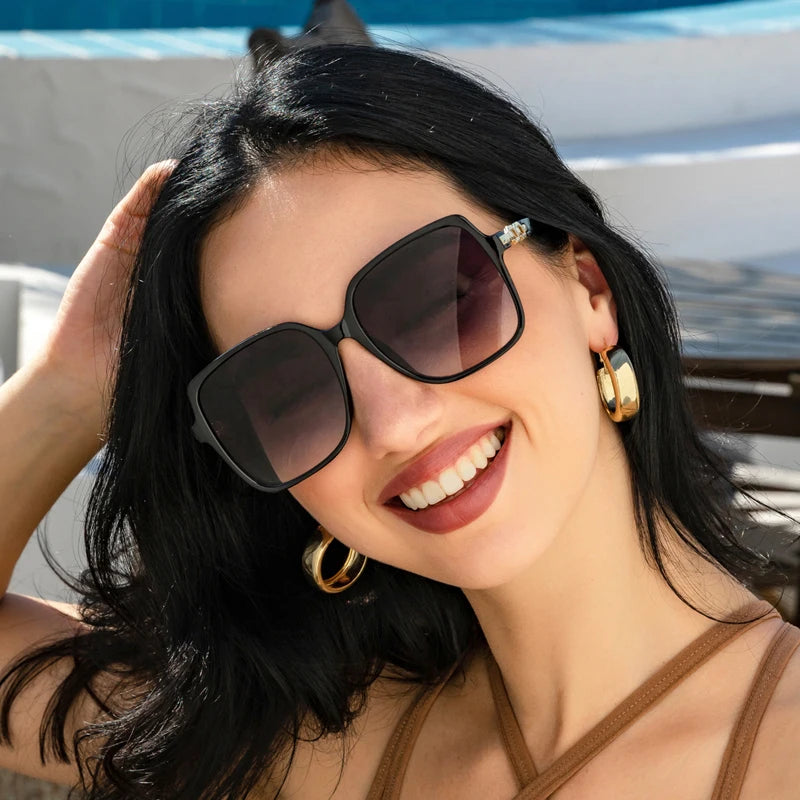 New Fashion Square Trend Sunglasses Women Big Frame Colorful Sun Glasses Female Gradient Oculos Shades Ladies Eyewear